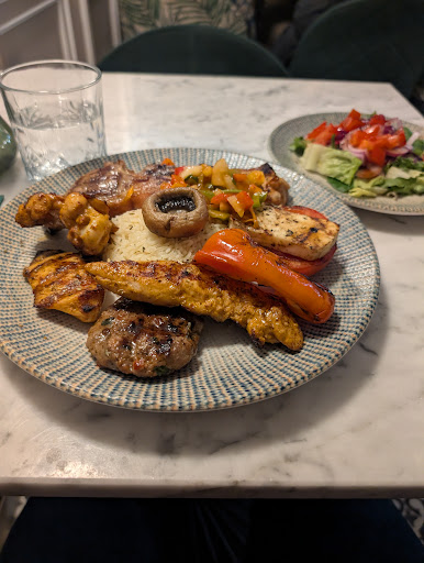 Photo of Mem's Kitchen - 11 Saturday Market Pl, King's Lynn PE30 5DQ